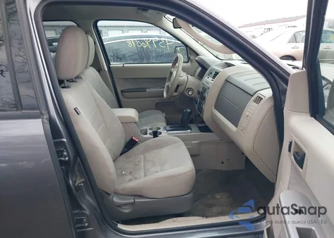 2010 Ford Escape Xlt from USA, damaged, VIN 1FMCU9DG0AKC84549